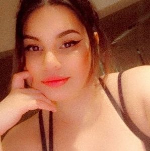 Meet your Posher, Angelina